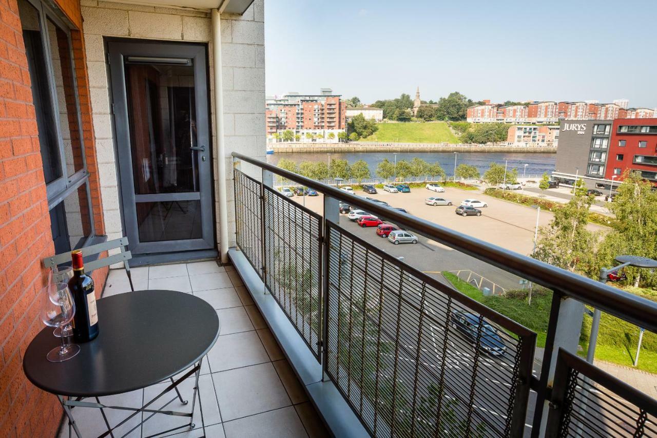 Luxury Quayside Apartment Newcastle upon Tyne Exterior photo